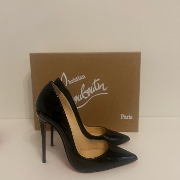 ❌SOLD❌Christian Louboutin
So Kate 120MM Patent Leather Pumps - Picture 7 of 13